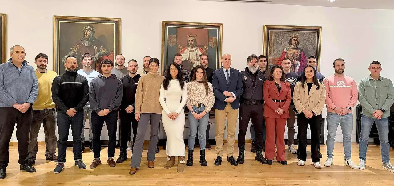 Polic&iacute;a Local (1)