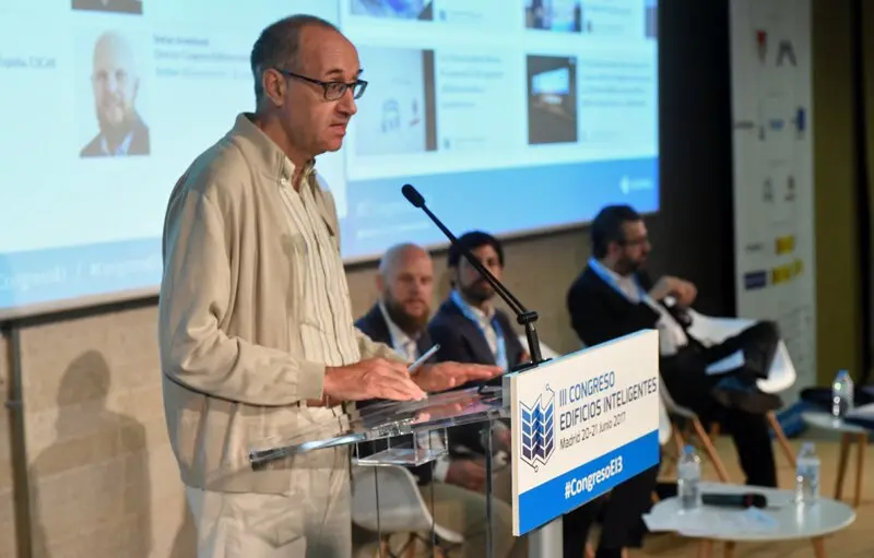 Eloy Algorri en una foto de archivo durante un congreso de Arquitectura.