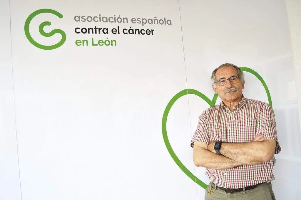 Estanislao de Luis Calabuig, presidente de la Junta Provincial Asociaci&oacute;n Espa&ntilde;ola Contra el C&aacute;ncer de Le&oacute;n.