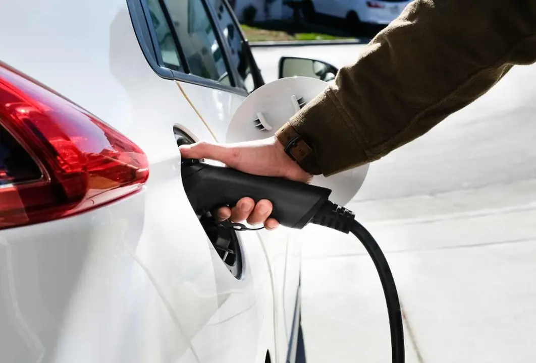 Cargador-coche-electrico