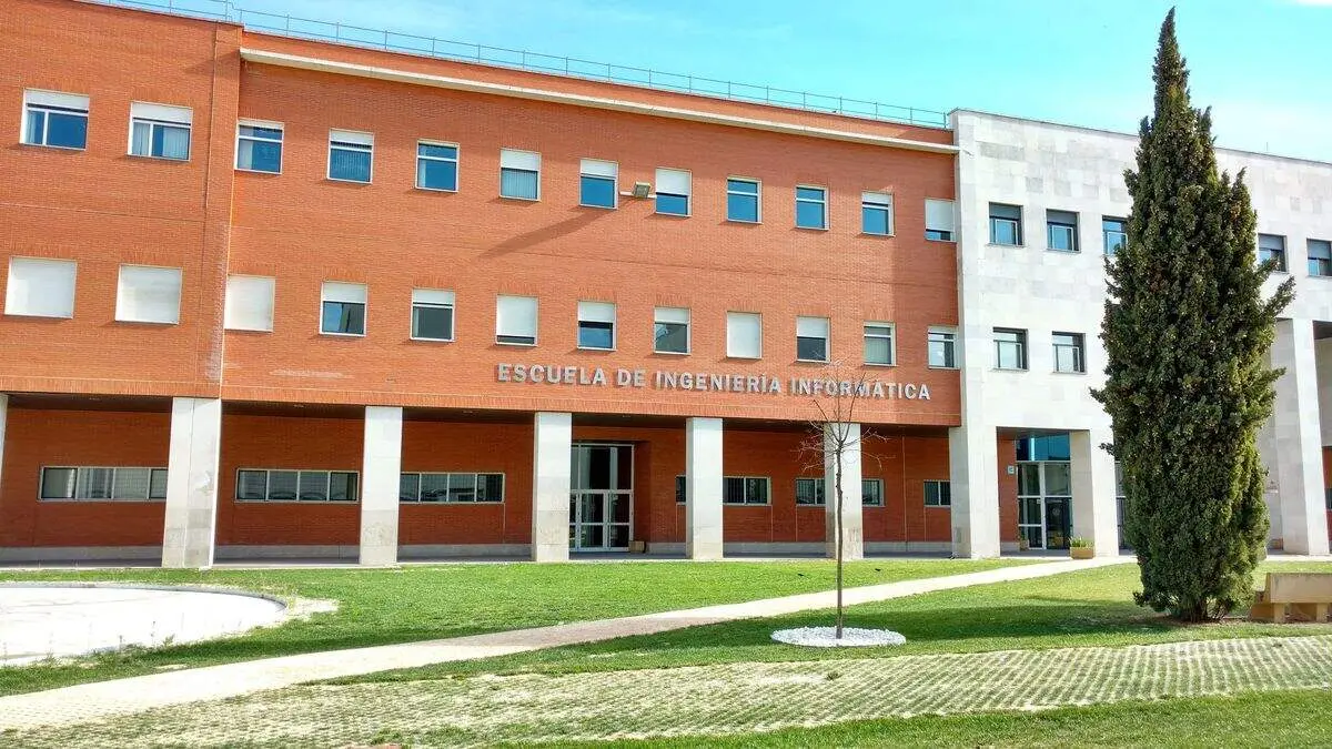 Escuela de Ingenieria Inform&aacute;tica Uva