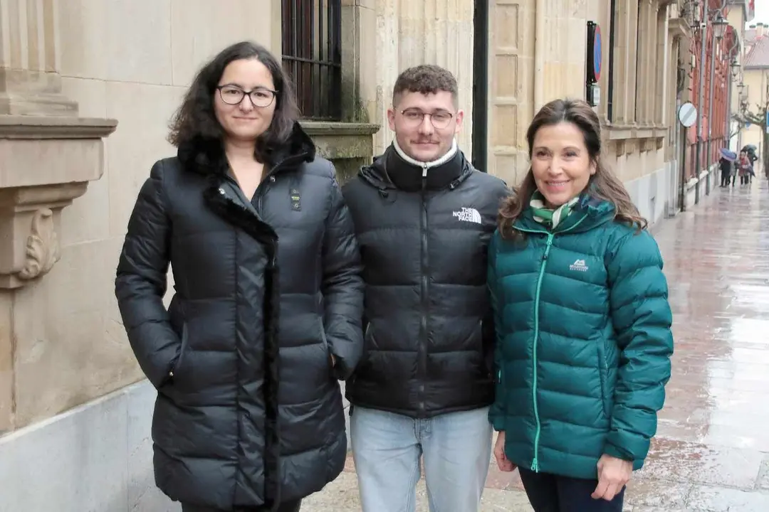Acto de presentaci&oacute;n de la candidatura de la colaci&oacute;n Izquierda Unida, Movimiento Sumar, Verdes Equo: En com&uacute;n a las Cortes por la provincia de Le&oacute;n. Participan Sergio Carro, de IU; Marina Sastre, de Sumar; y Lisa Mieres, de Verdes Equo. Foto: Peio Garc&iacute;a
