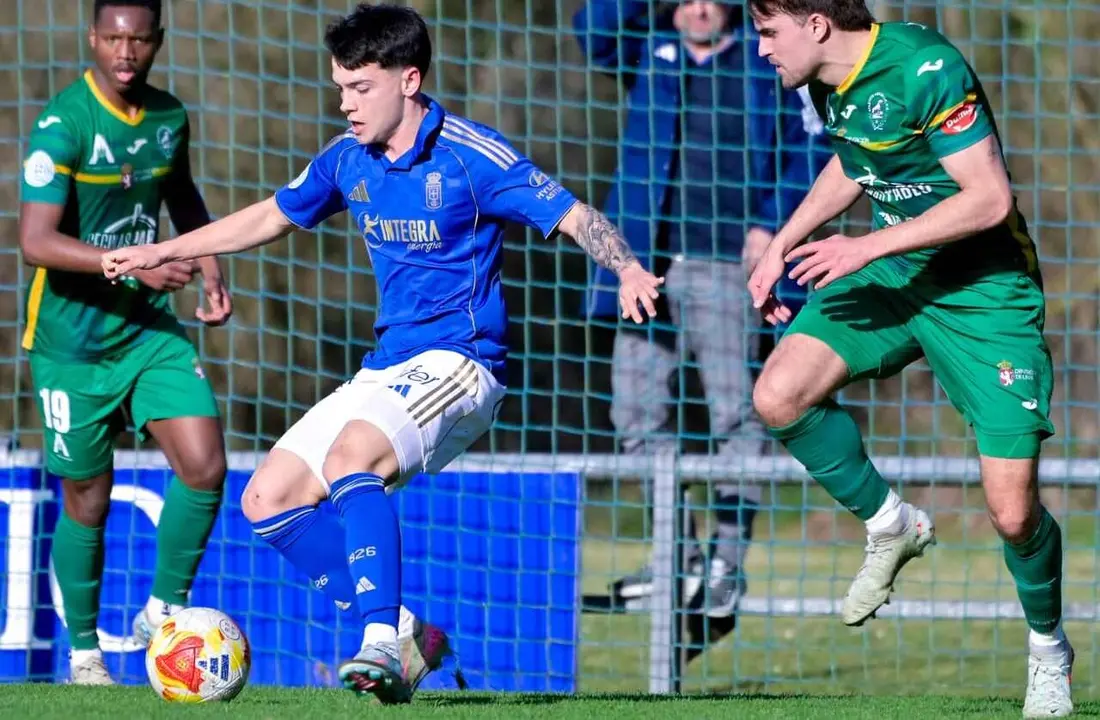 Un lance del partido disputado este s&aacute;bado por el Atl&eacute;tico Astorga.