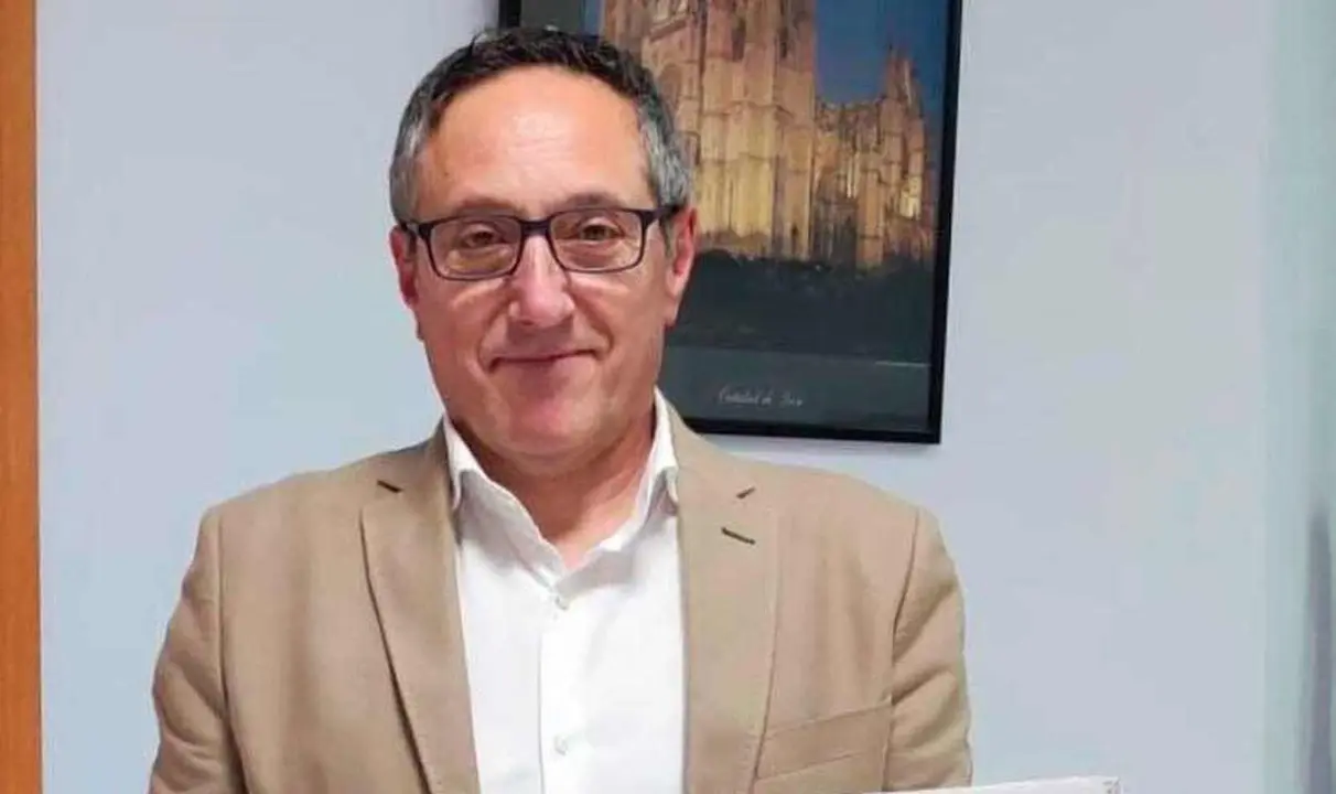 presidente-colegio-enfermeria-leon