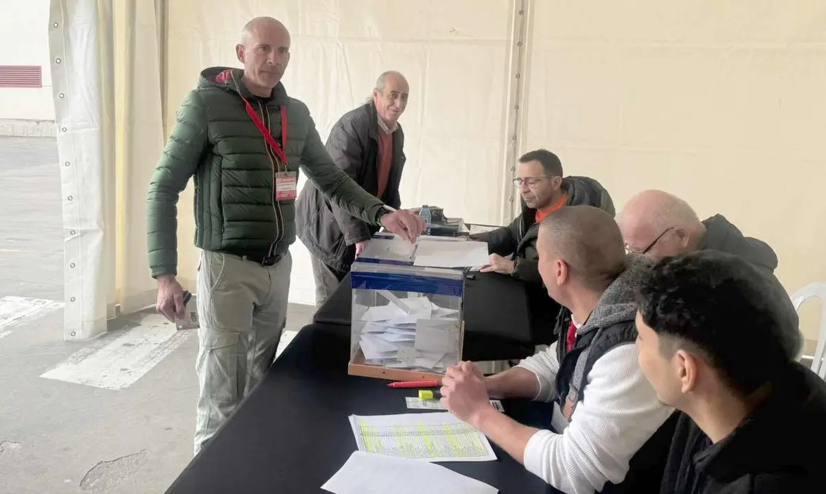 Un instante de la jornada de votaciones.