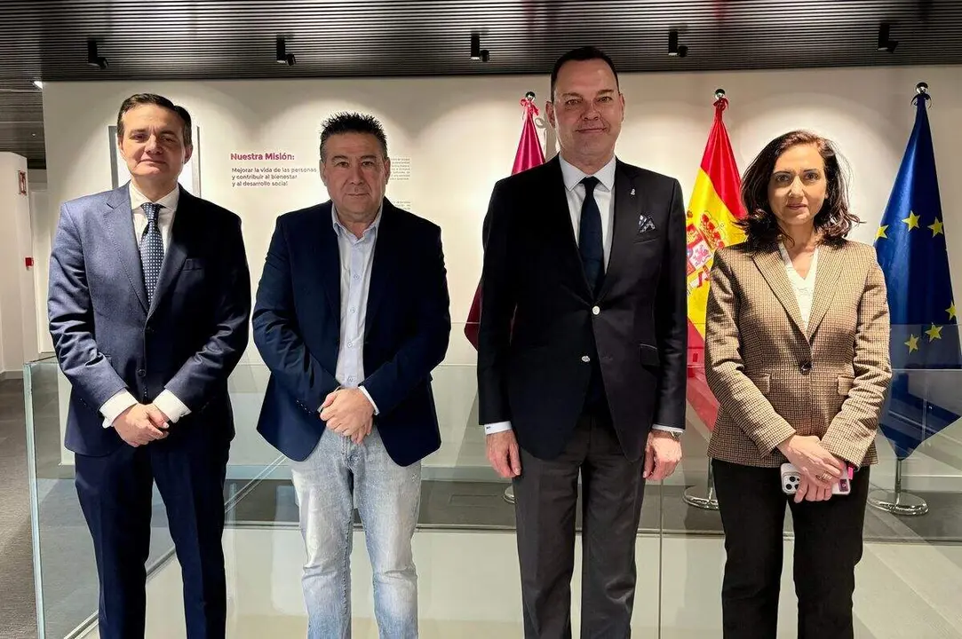 Sobrino, Santos, Viejo y Gallego, antes de su reuni&oacute;n este viernes en la sede de Fundos. Foto: UPL.