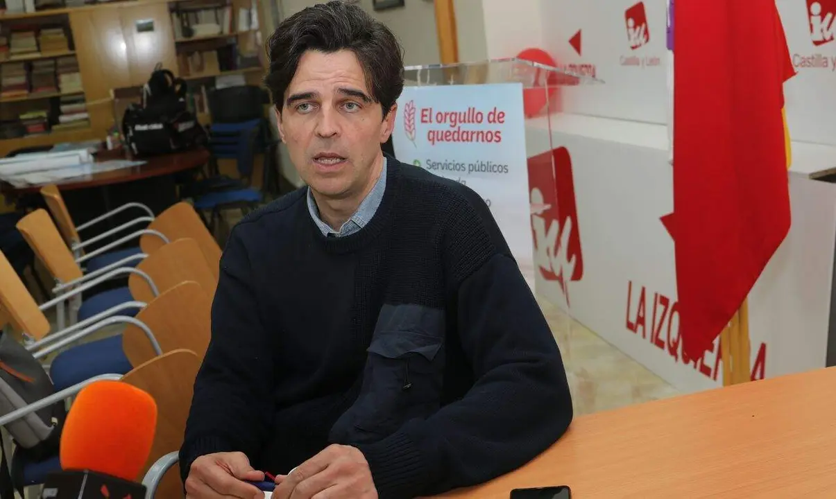 Juan Gasc&oacute;n, candidato de la coalici&oacute;n IU-Movimiento Sumar-Equo en las elecciones a las Cortes de Castilla y Le&oacute;n 2026