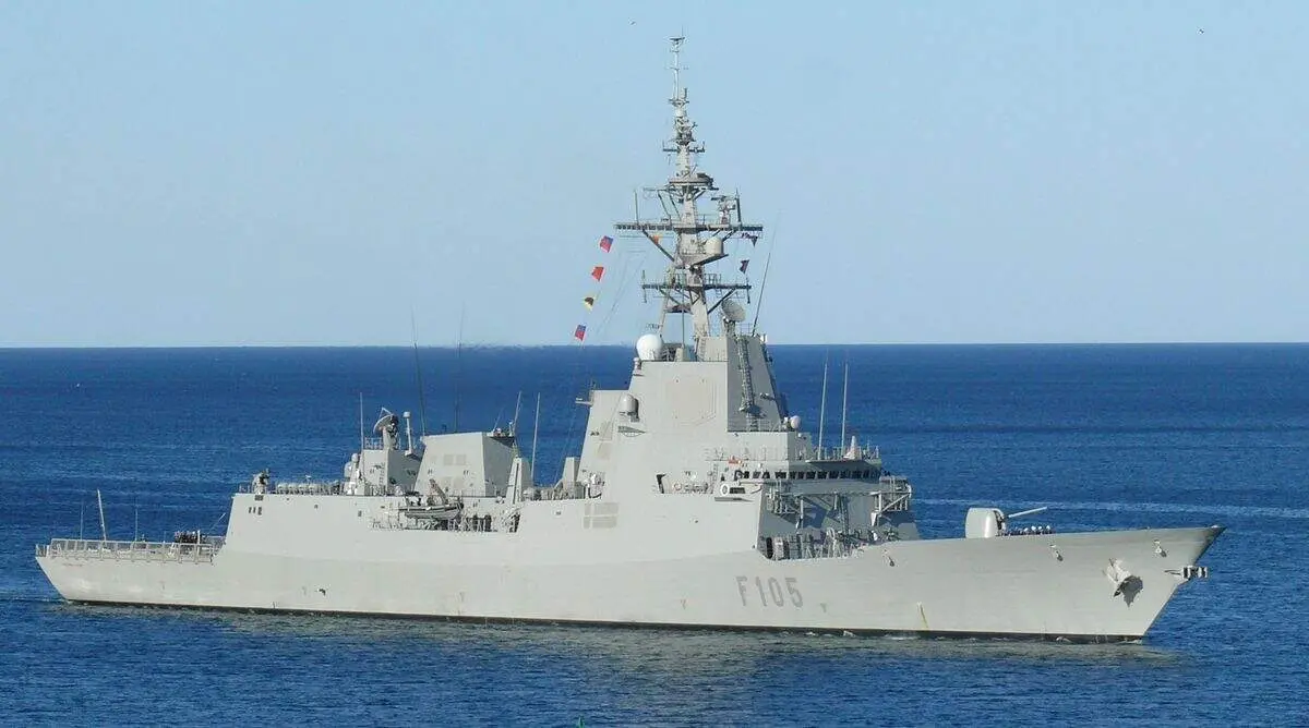 Fragata Cristibal Col&oacute;n