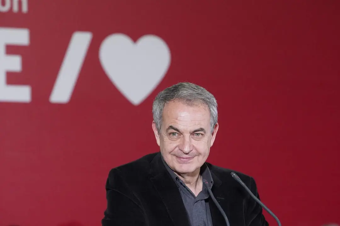 Zapatero, en Le&oacute;n durante un acto de campa&ntilde;a.