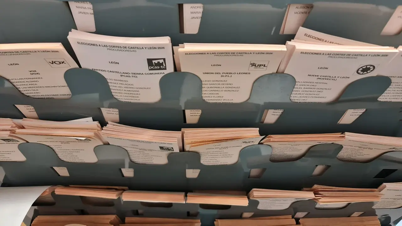 Papeletas de votaci&oacute;n este 15M en Le&oacute;n.