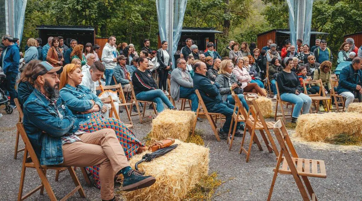 Feria del libro Laciana 25 1