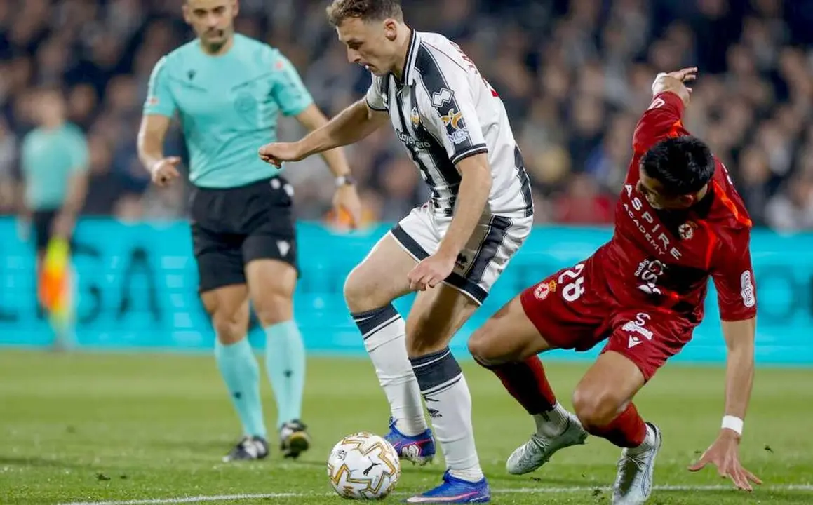 Un lance del encuentro disputado este lunes en Castell&oacute;n.