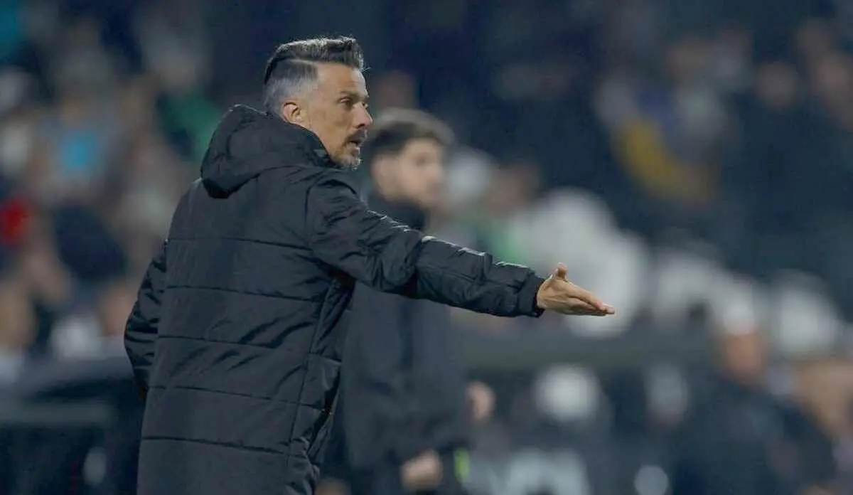 Rub&eacute;n de la Barrera, este lunes, durante el partido en Castalia.