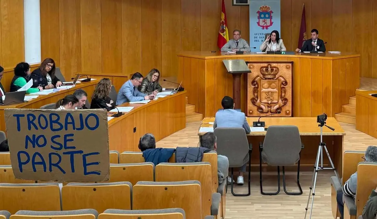 Un instante del pleno de San Andr&eacute;s del Rabanedo celebrado este jueves.