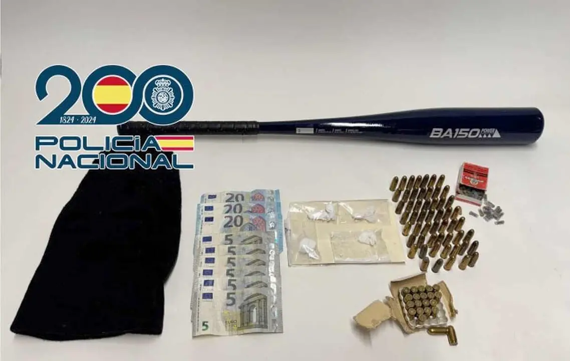 Imagen del material incautado por la Polic&iacute;a Nacional durante la intervenci&oacute;n.