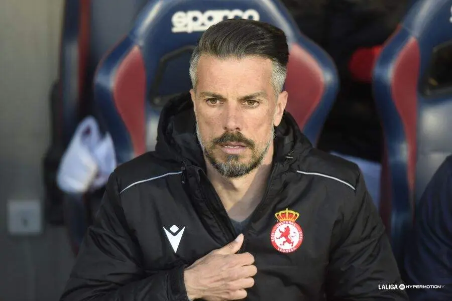 af953144425cda44b086df8d47469aeb