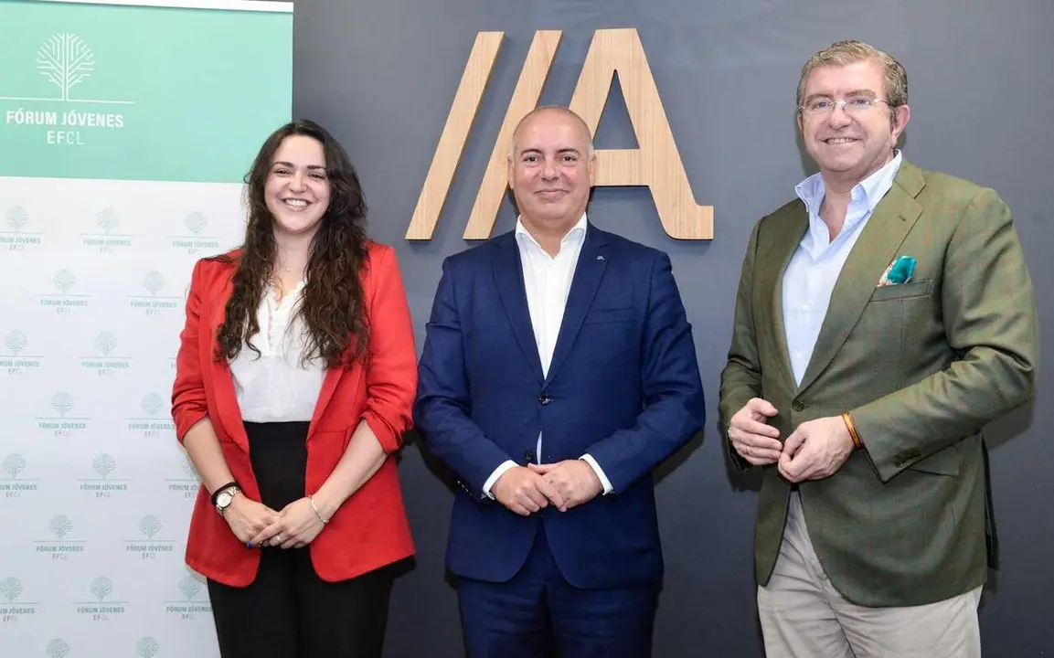 foto firma convenio EFCL Abanca 3