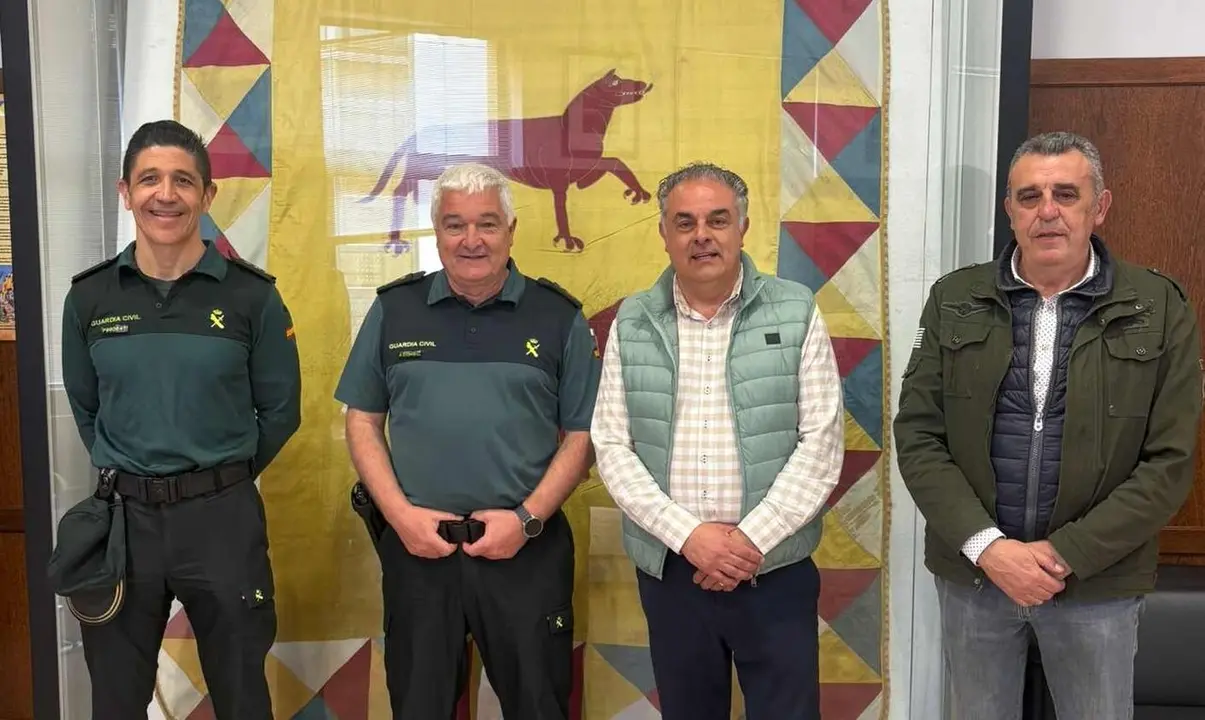 Imagen de la reuni&oacute;n institucional en la capital maragata.