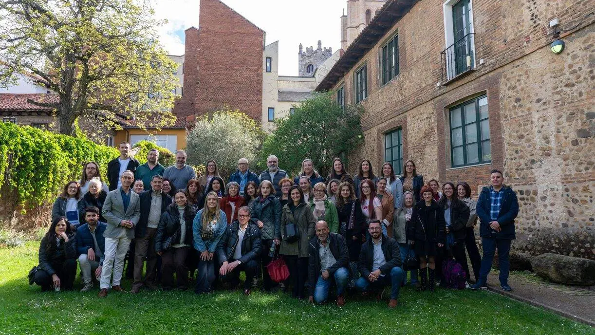 La Fundaci&oacute;n Alimerka reuni&oacute; este martes en Le&oacute;n a entidades leonesas y zamoras beneficiarias de sus ayudas 2026.