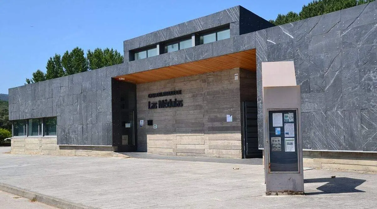 Casa del paqrue de Carucedo