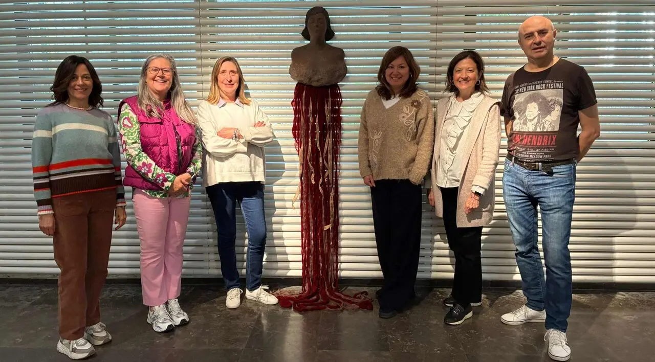 e70e152f-6a18-4d6f-8ae8-c92100cfc934