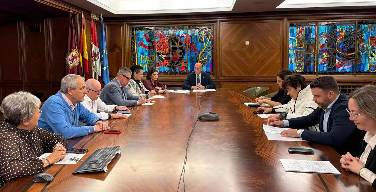 Imagen de la junta de Gobierno Local.