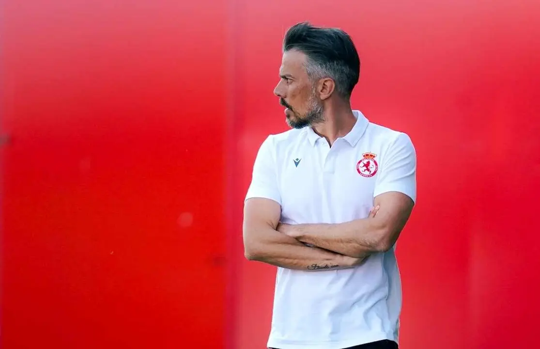Rub&eacute;n de la Barrera, durante el partido ante el Mirand&eacute;s.
