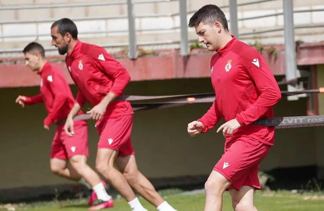 Peru, Maestre y Manu Justo, durante un entrenamiento.