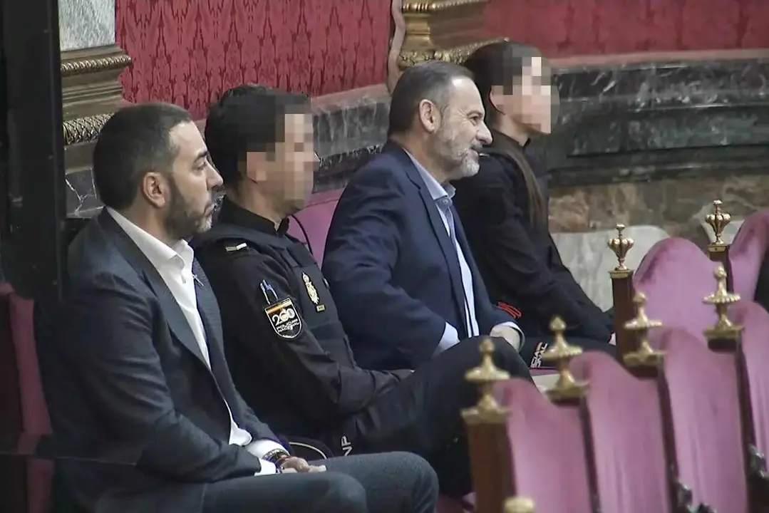&Aacute;balos, en la antesala de su declaraci&oacute;n.