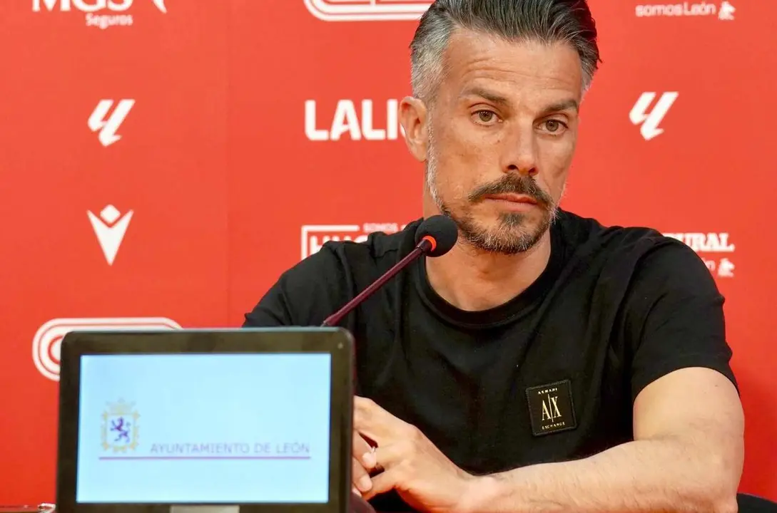 Rub&eacute;n de la Barrera, durante la rueda de prensa de este viernes.