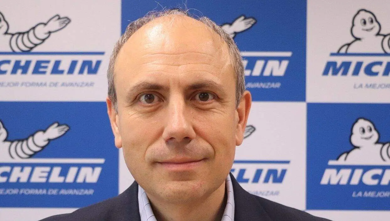 C&eacute;sar Mo&ntilde;ux