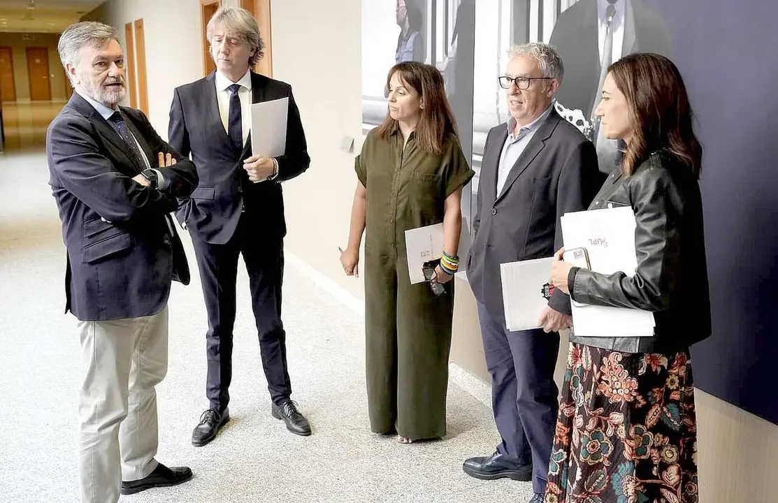 Alicia Gallego participa en la Junta de Portavoces.