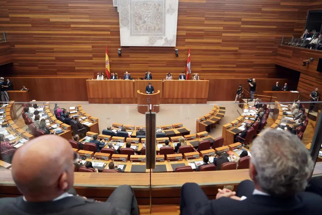 Un instante de la sesi&oacute;n de investidura este martes en las Cortes.