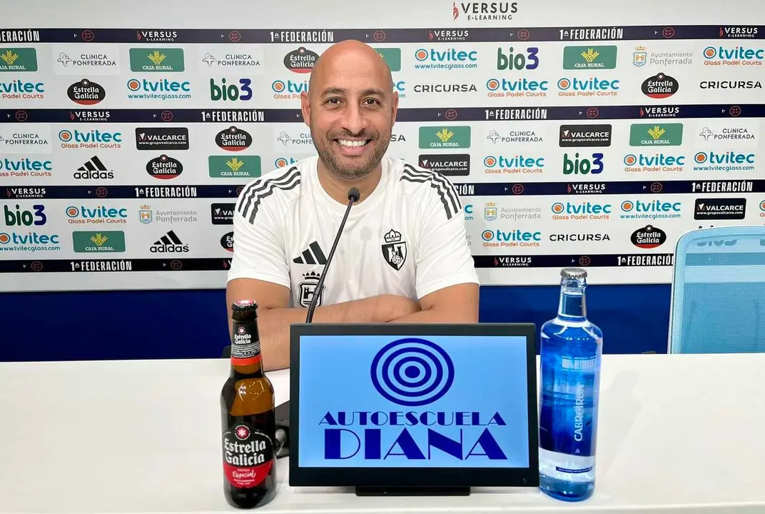 Nafti, este viernes, durante la rueda de prensa.