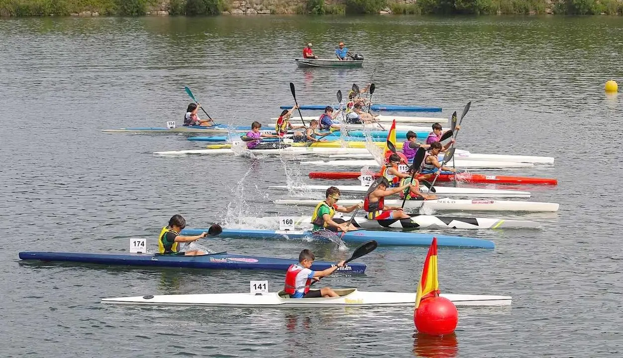 REGATA AYUNTAMIENTO QUINTANILLA DE RUEDA.jpg
