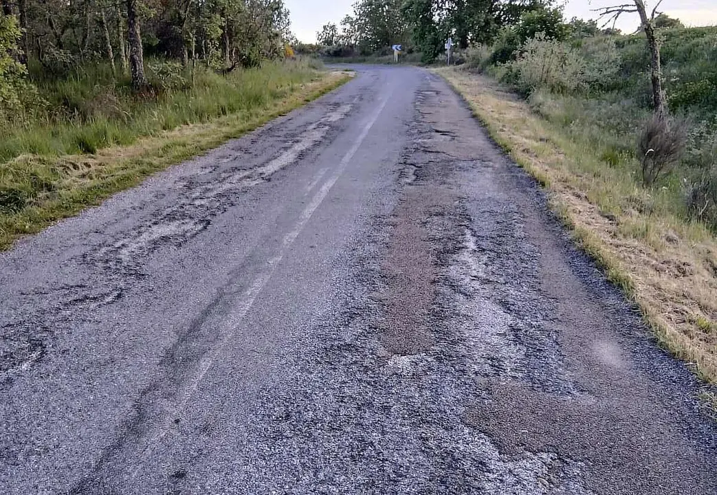 Carreteras del municipio Magaz de Cepeda en una imagen tomada por el PP.
