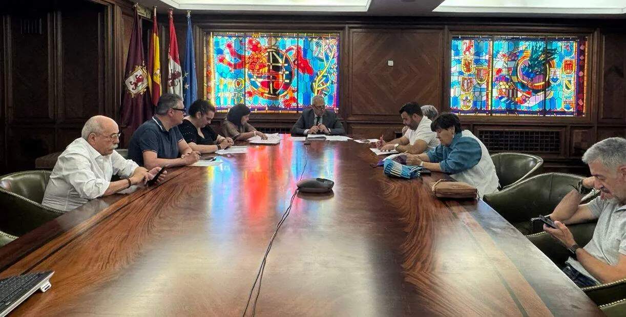 Junta de Gobierno Local del Ayuntamiento de Le&oacute;n celebrada este viernes. Foto: Ayto. Le&oacute;n.
