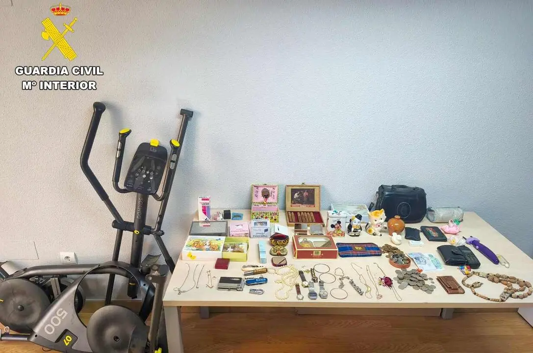 Imagen de los bienes recuperados por los efectivos de la Guardia Civil.