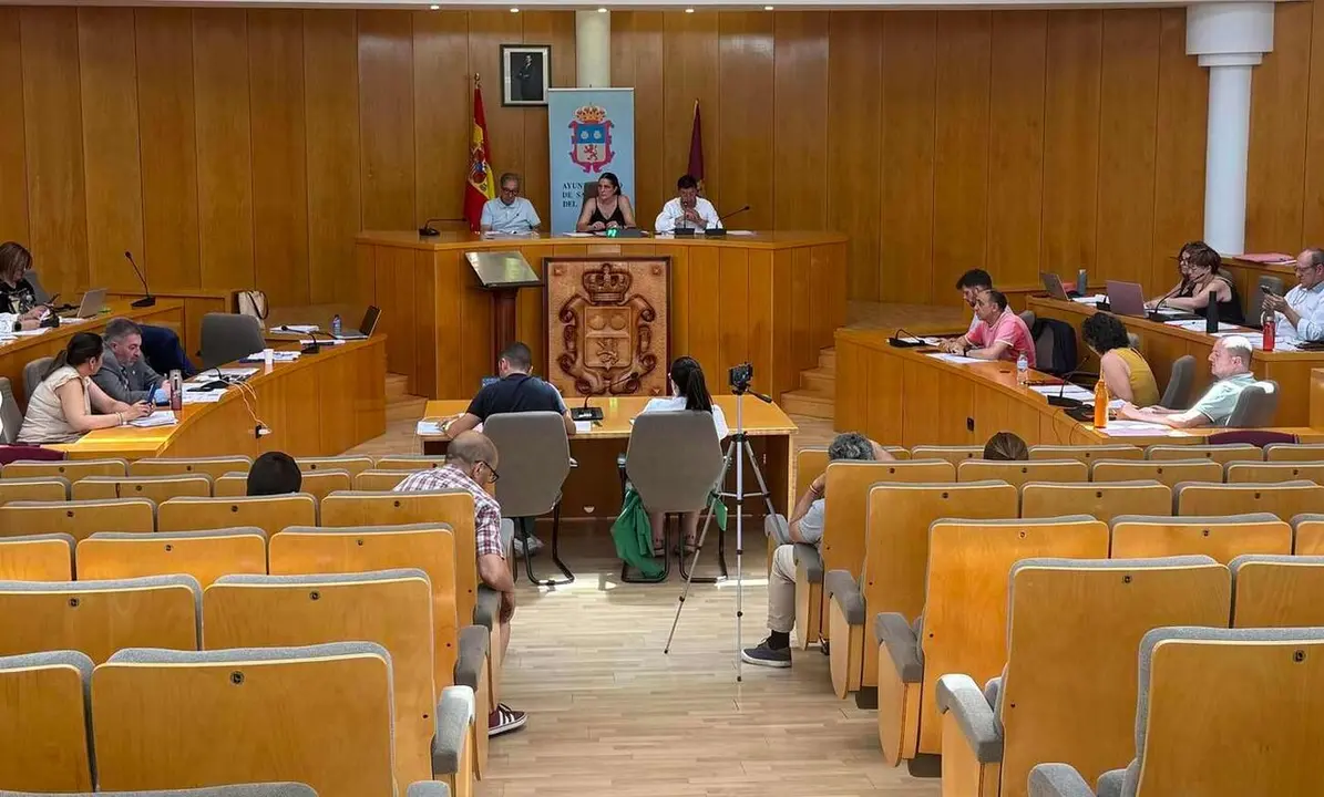Un instante del pleno celebrado este jueves en San Andr&eacute;s del Rabanedo.
