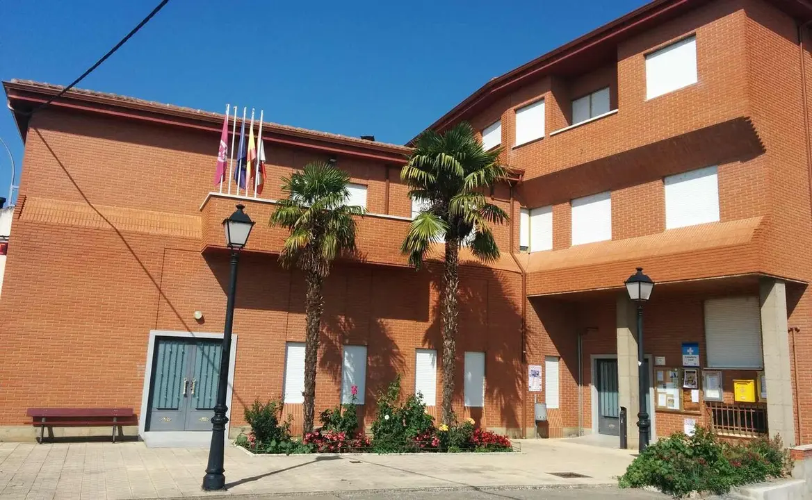 Ayuntamiento de Valdefuentes del P&aacute;ramo.