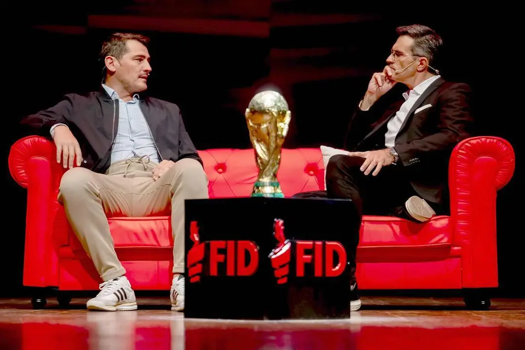 CONFERENCIA IKER CASILLAS