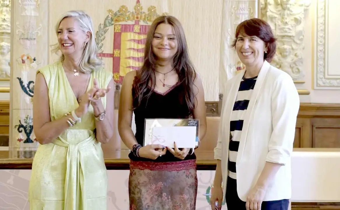 La leonesa Raquel Mart&iacute;nez gana el certamen &ldquo;J&oacute;venes Obras Maestras&rdquo;
