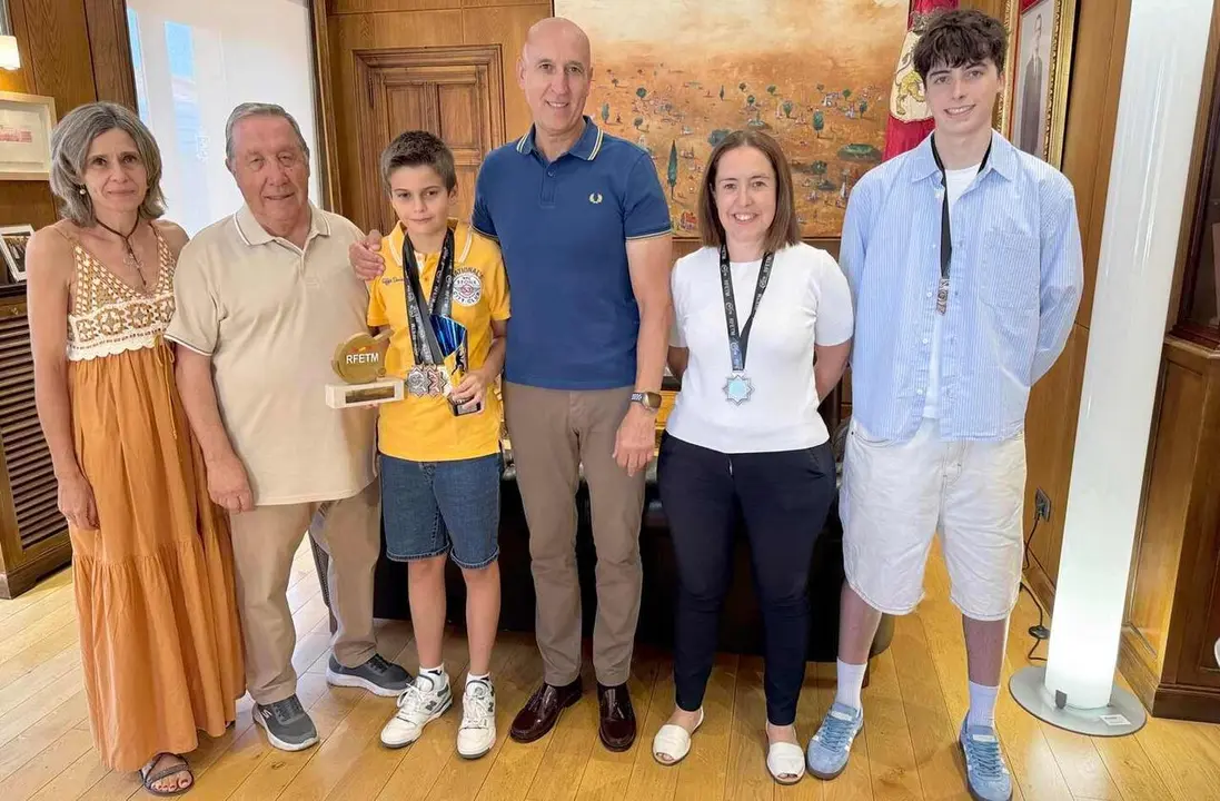 27072026 Recepci&oacute;n medallistas Atl&eacute;tico Le&oacute;n Tenis de Mesa