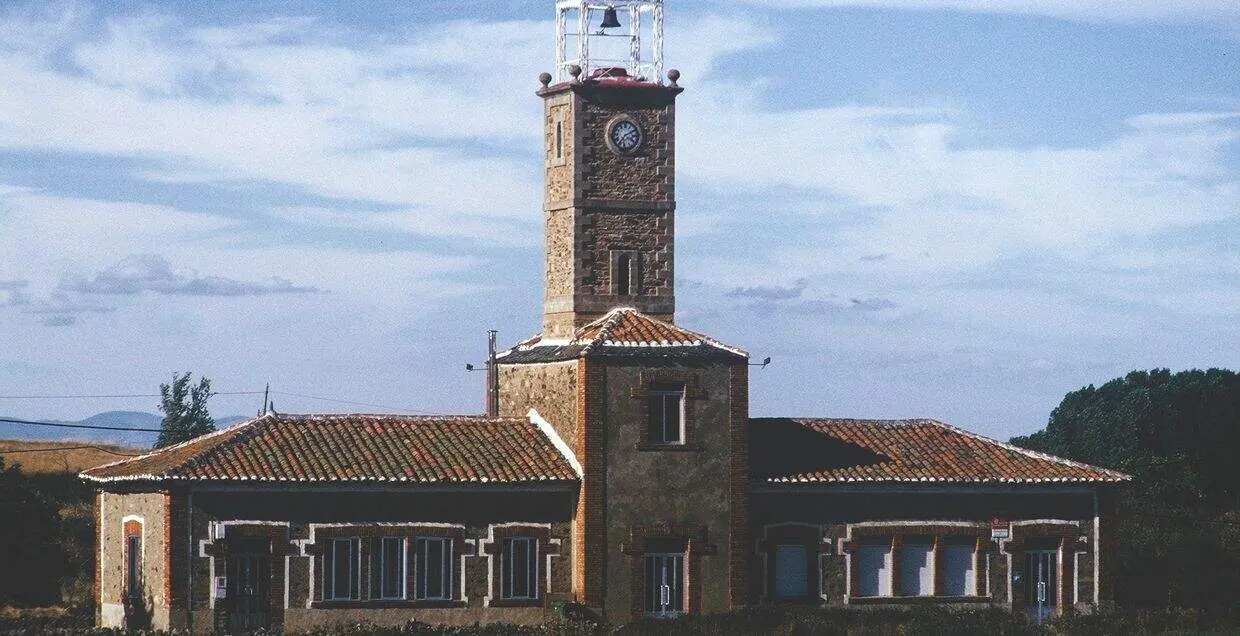 Escuela Valdespino de Somoza