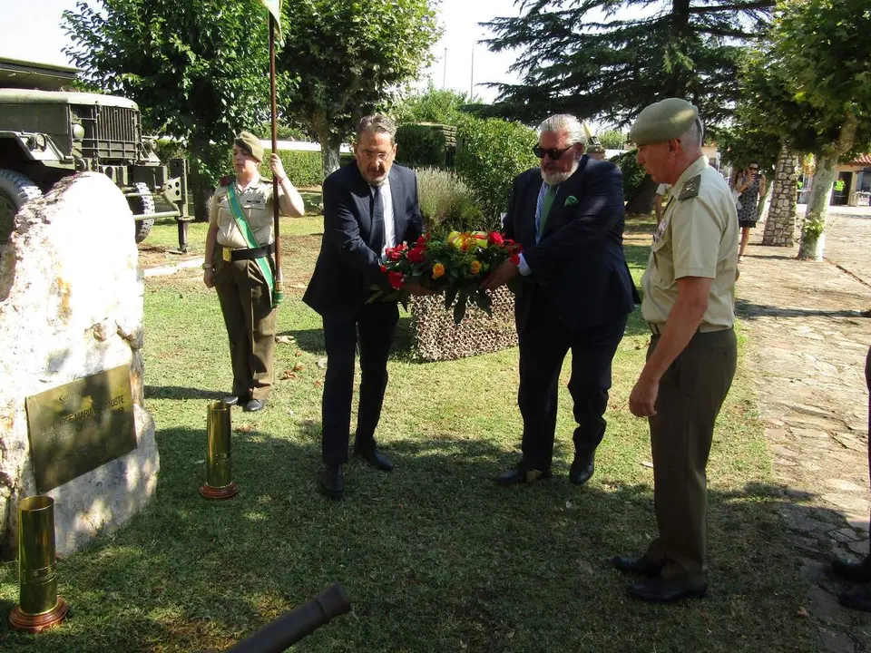 El Mando de Artiller&iacute;a de Campa&ntilde;a con sede en Astorga recuerda al coronel Jos&eacute; Mar&iacute;a Picatoste Gonz&aacute;lez de Ech&aacute;varri en el 40 aniversario de su muerte
