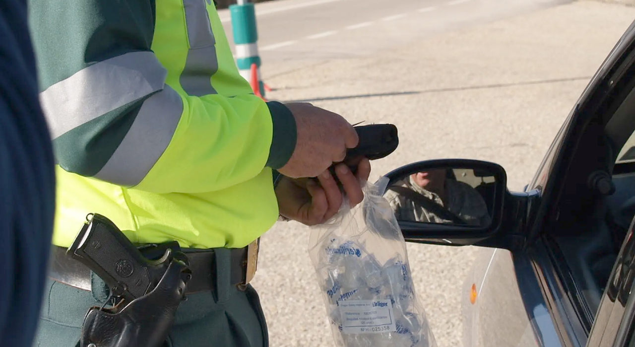 La Guardia Civil ha interceptado en cuatro ocasiones al alcalde se