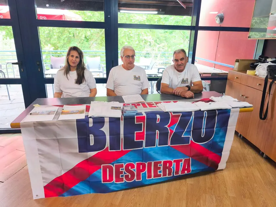Acto de presentaci&oacute;n en Ponferrada de la nueva formaci&oacute;n pol&iacute;tica Despierta Bierzo.