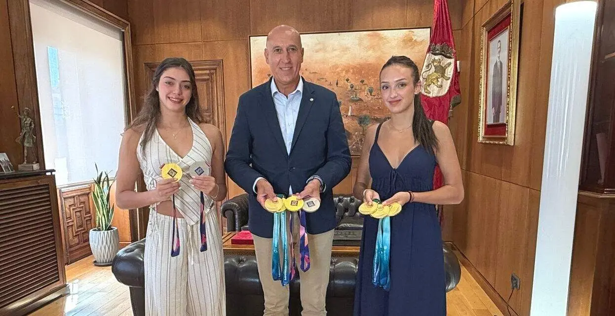 Recepci&oacute;n Andrea Fern&aacute;ndez y Andrea Corrral 1