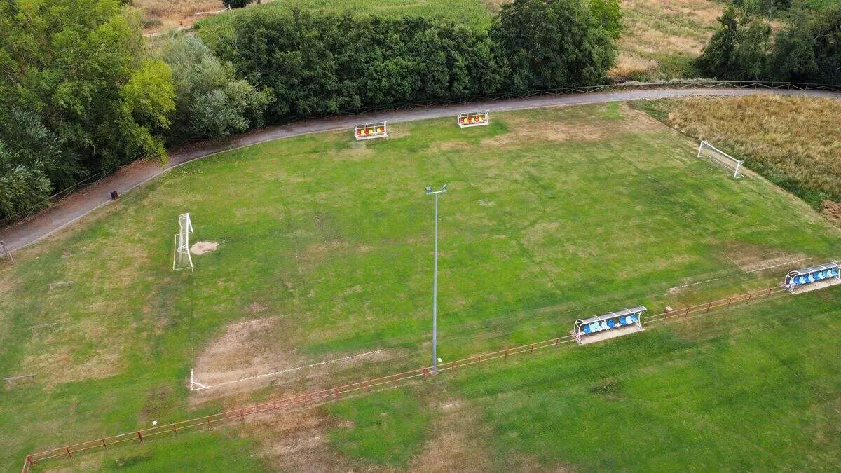 CAMPOS FUTBOL BENAVIDES PERDIDA TEMPORADA E INSTALACIONES (7)