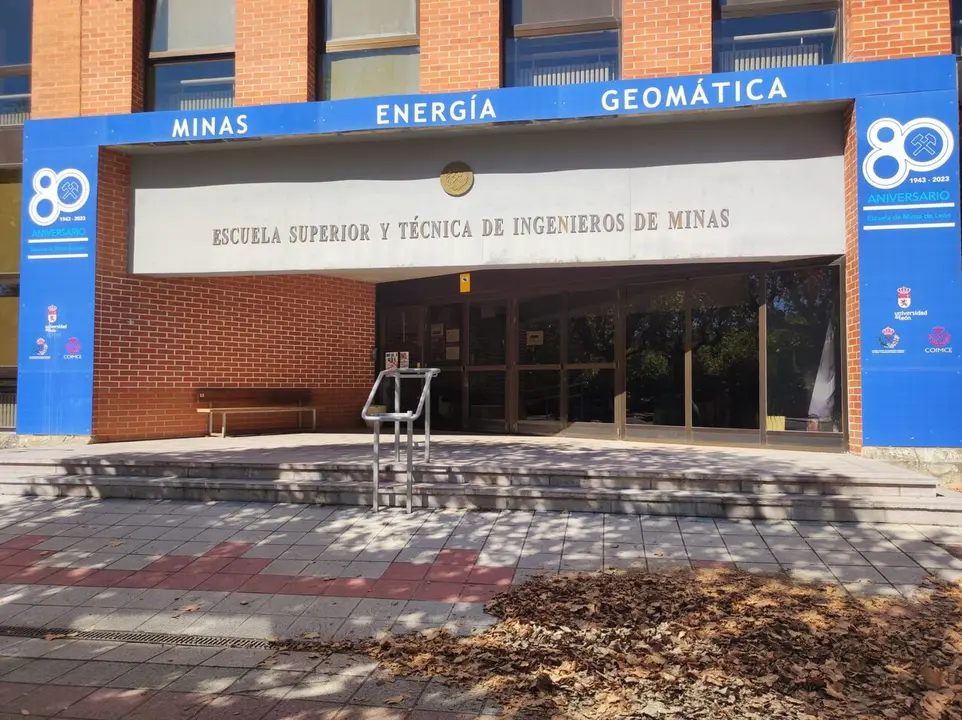 ESCUELA DE MINAS ULE
